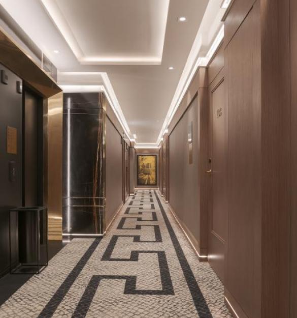 欧洲之星里斯本海湾酒店（注：Eurostars一般指欧洲之星酒店集团，Bai·a推测是葡萄牙语海湾baía的错误写法，结合语境这样翻译较为合适，但纯字面内容主要是品牌和地名，严格来说直接音译欧罗之星里斯本拜阿更准确） 丨PF1 Interiorismo Contract-36