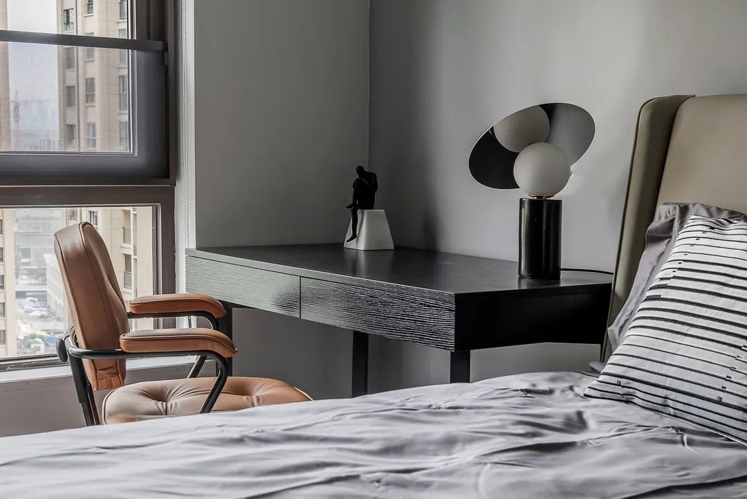 咸阳 123㎡二手房改造,高级黑电视墙设计惊艳翻倍!-44