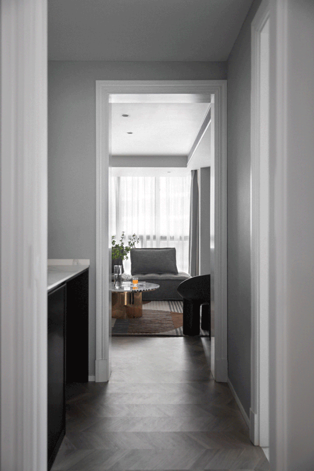 魔都三号线老屋新生活,灰阶绅士风-44