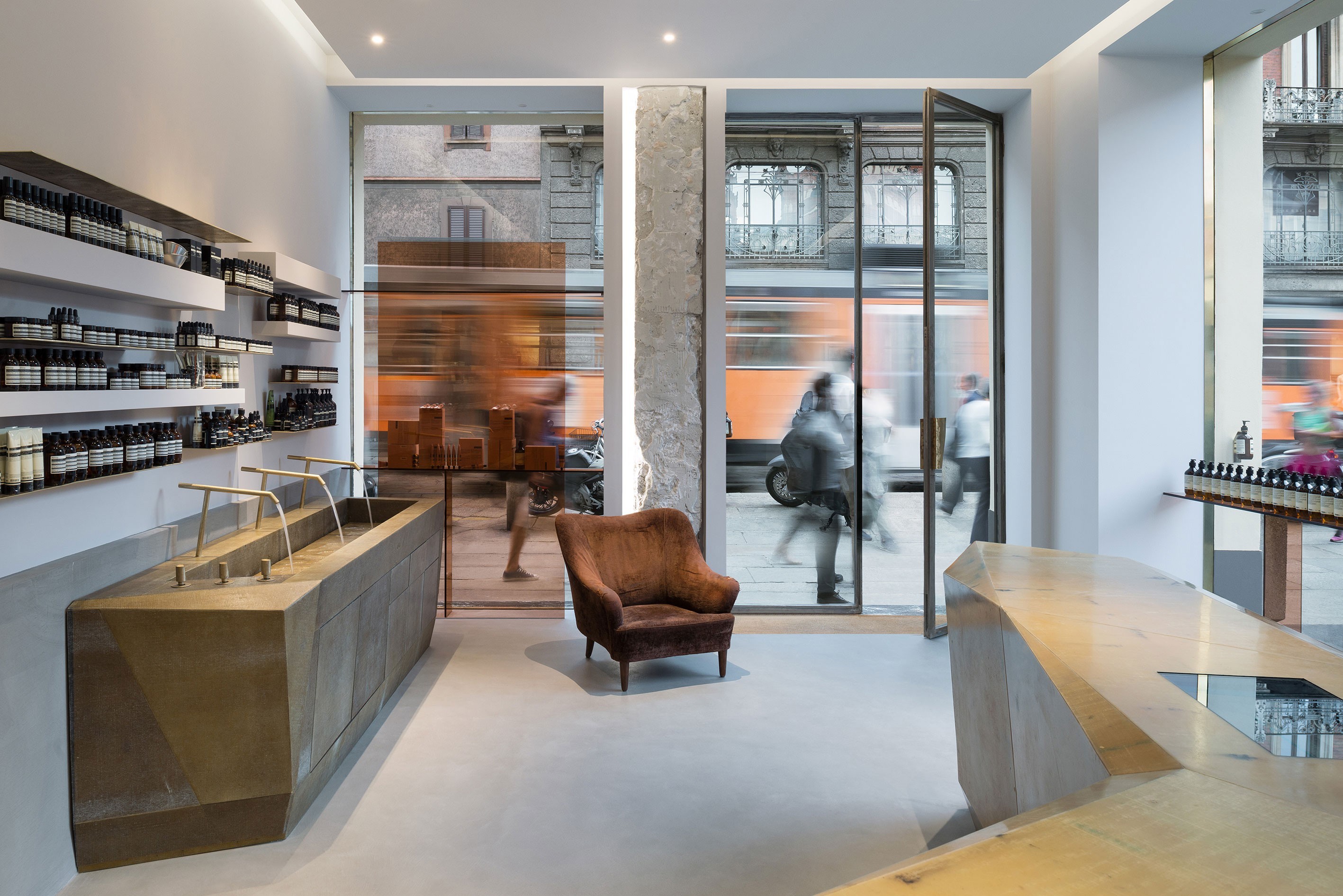 Store2 Vincenzo De Cotiis-1