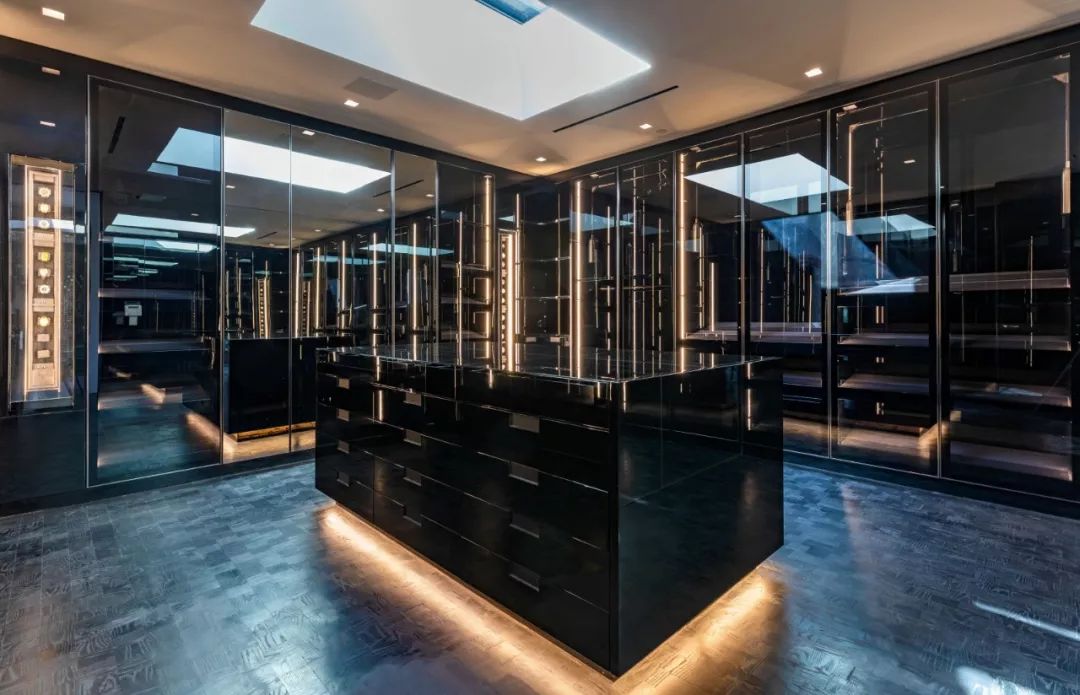 洛杉矶亿元豪宅，精致细节展现高级黑奢华风-54