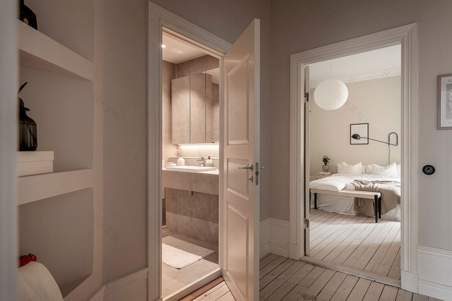 瑞典哥德堡优雅公寓 | 木质厨房与柔和色彩的完美结合-22