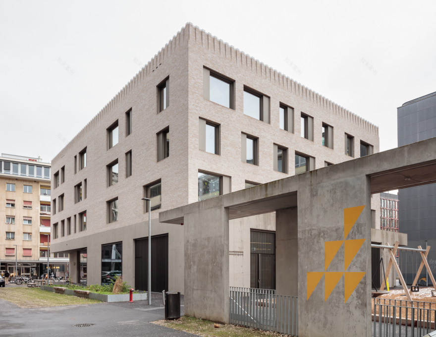 意大利 Jonction 社区服务楼丨Lacroix Chessex-29