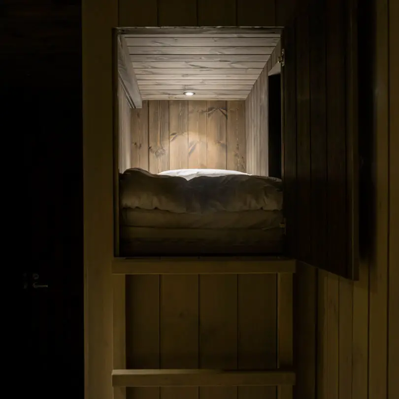 芬兰北极树屋酒店,玻璃木屋览雪景极光-16