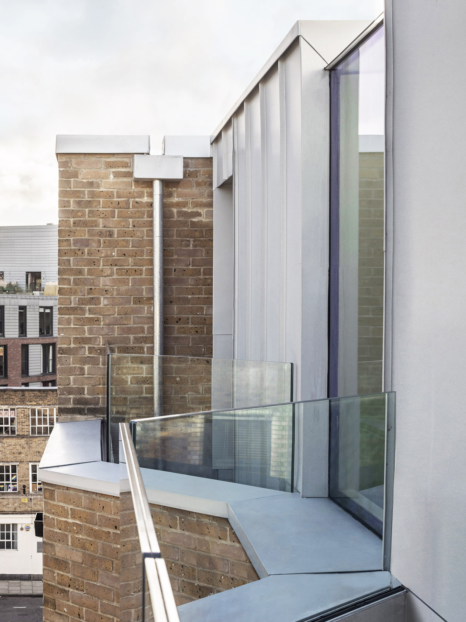 弗洛菲尔德路顶层公寓丨英国伦敦丨Common Ground Workshop-18