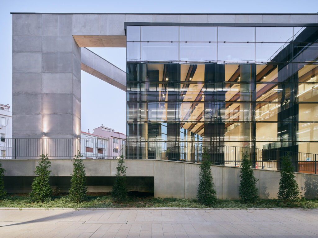 Çanakkale Belediyesi “Yeşil” Yerel Yönetim ve Kültür Merkezi Binası ve Yakın Çevresinin Düzenlenmesi Projesi - Arkitera-14