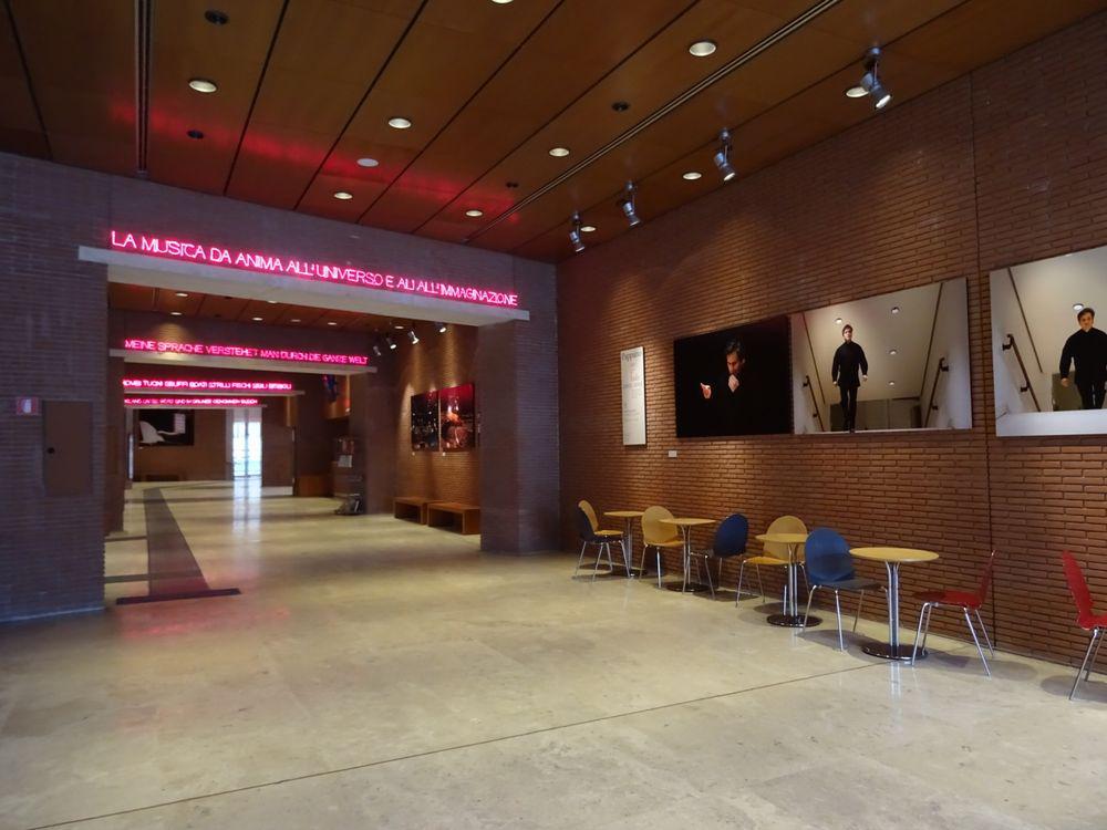 アウディトリウム音楽公園 | イタリア の建築【世界建築巡り】-43