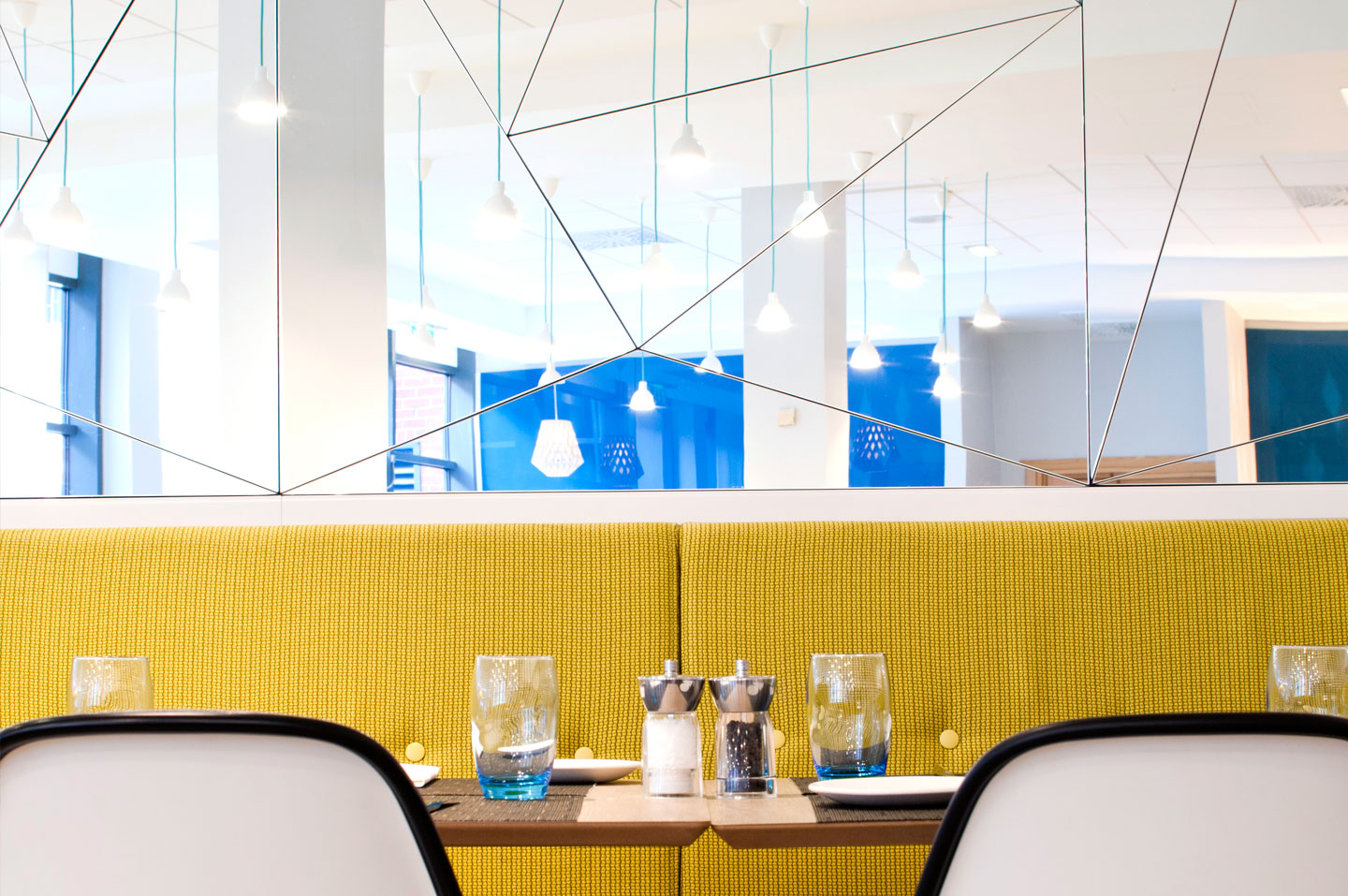 曼彻斯特 Novotel 酒店餐厅——现代工业风的设计演绎-4