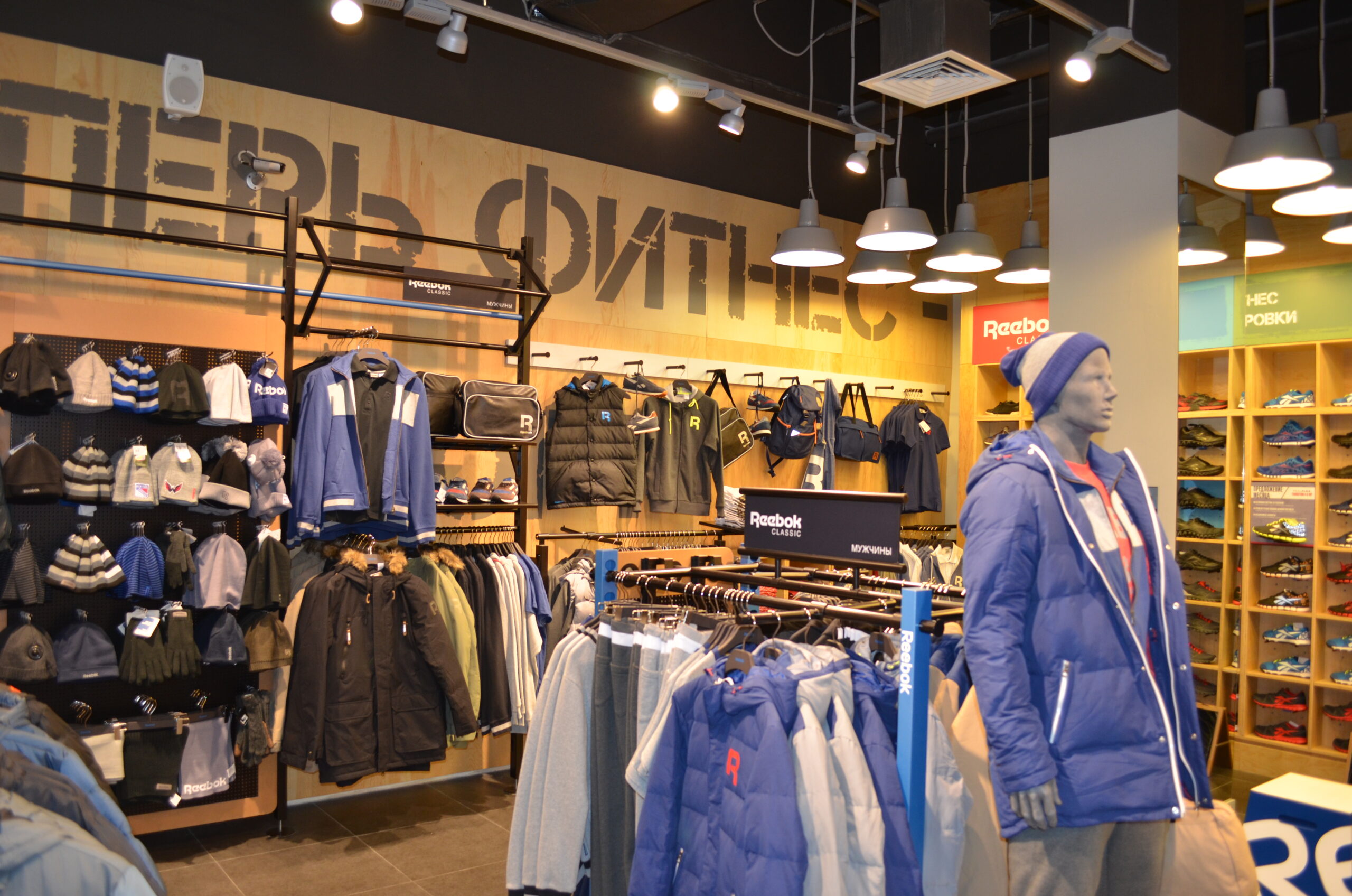 “Reebok”商店设计丨ARXY工作室-16