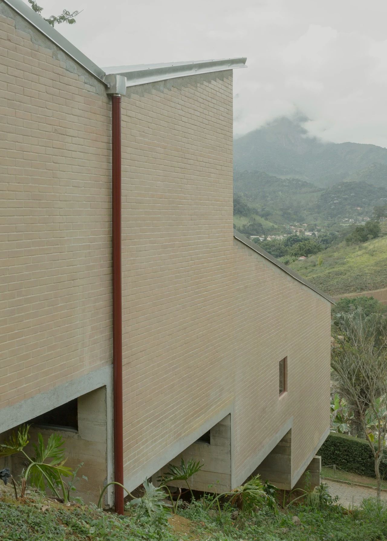 加维亚的房子丨巴西里约热内卢丨gru.a-45