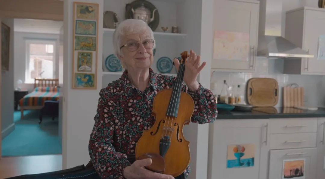 26个大龄女性共建养老社区，男友可以留宿-37