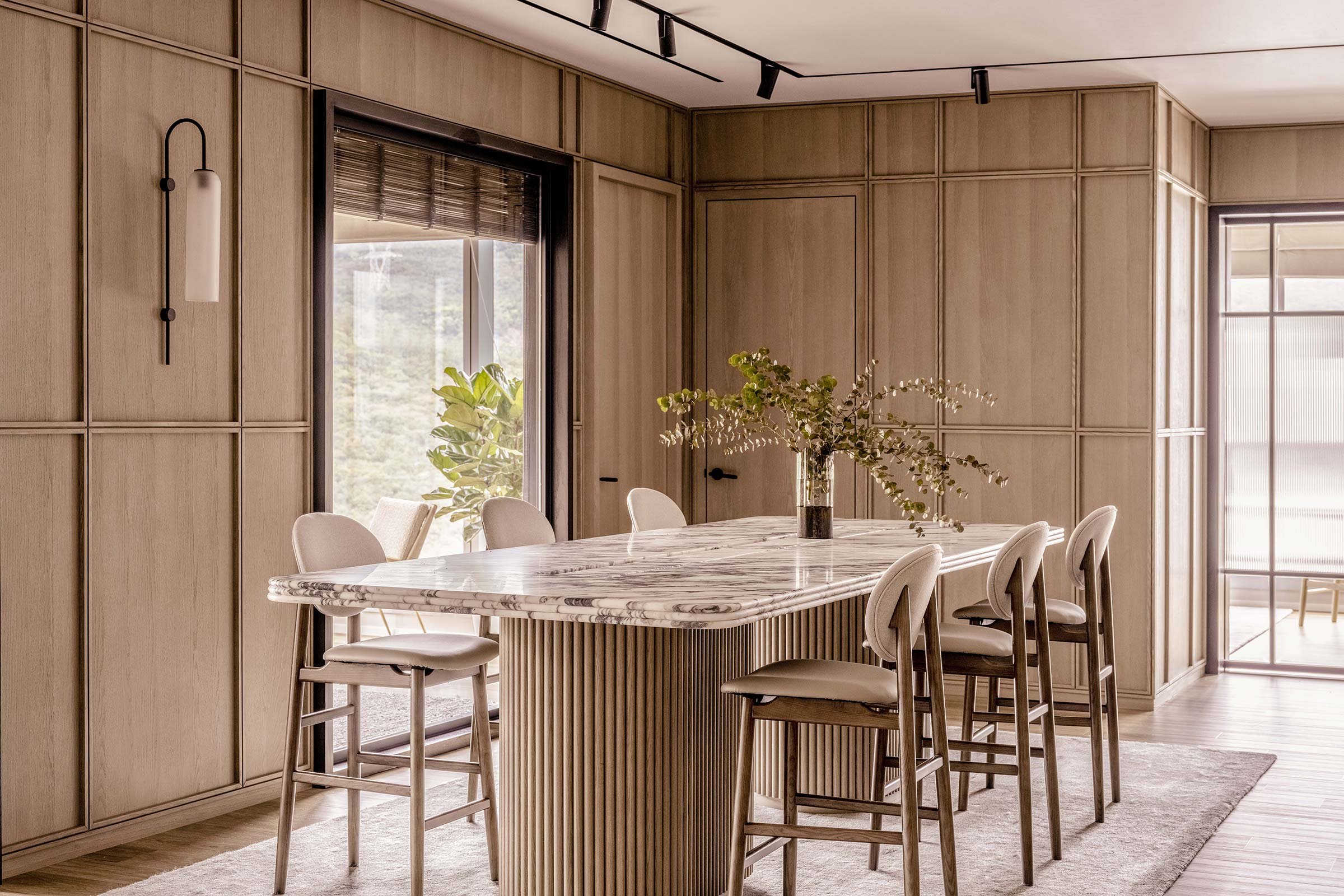 An Intimate, Multi-Generational Office — Design Anthology-2