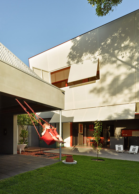 Casa 31_4 Room House  Caroline Di Costa Architect + Iredale Pedersen Hook Architects-118