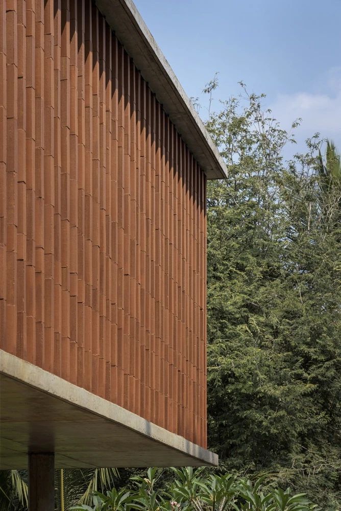 The Stoic Wall 住宅丨印度丨LIJO.RENY.architects-48