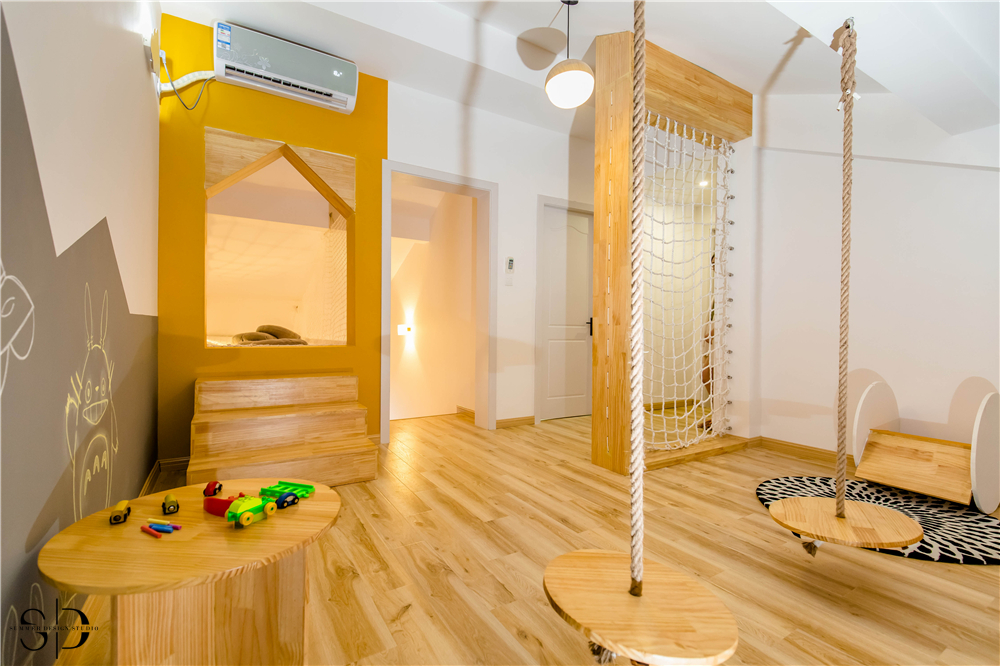 童话王国 | 丛林氧吧般的浪漫尖顶套间设计-20