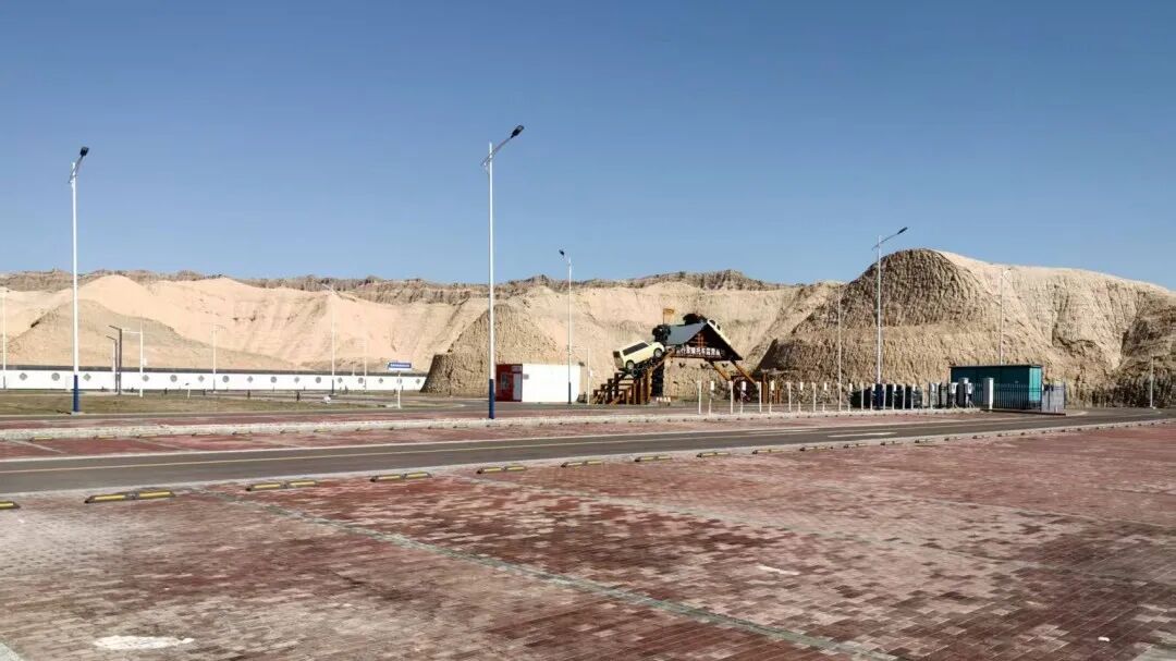 “双珠”计划丨宁波援疆•独库（康村）游客服务中心项目及康村旅游服务设施改造提升工程投入运营-22