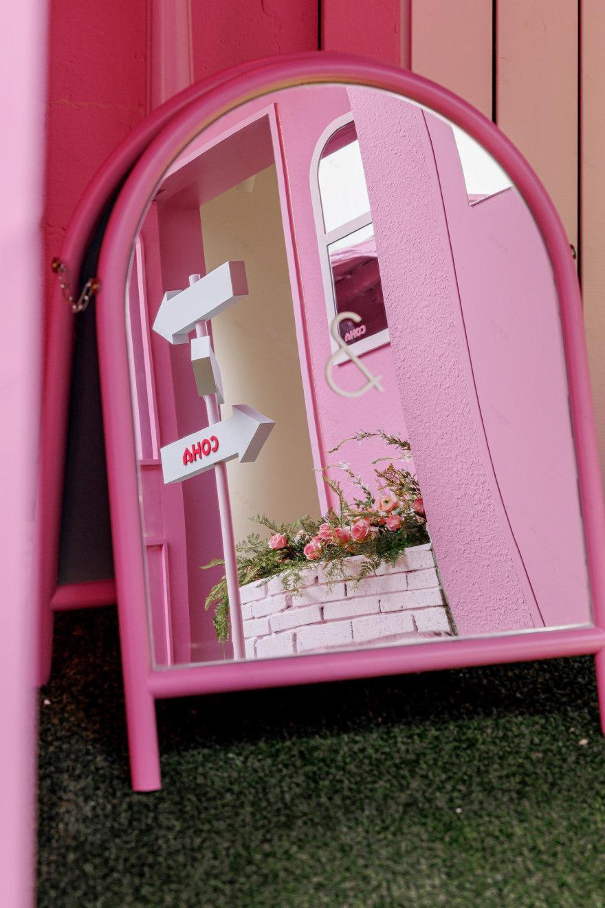 Rom&nd Flagship Store, Pink Office in Seongsu-32