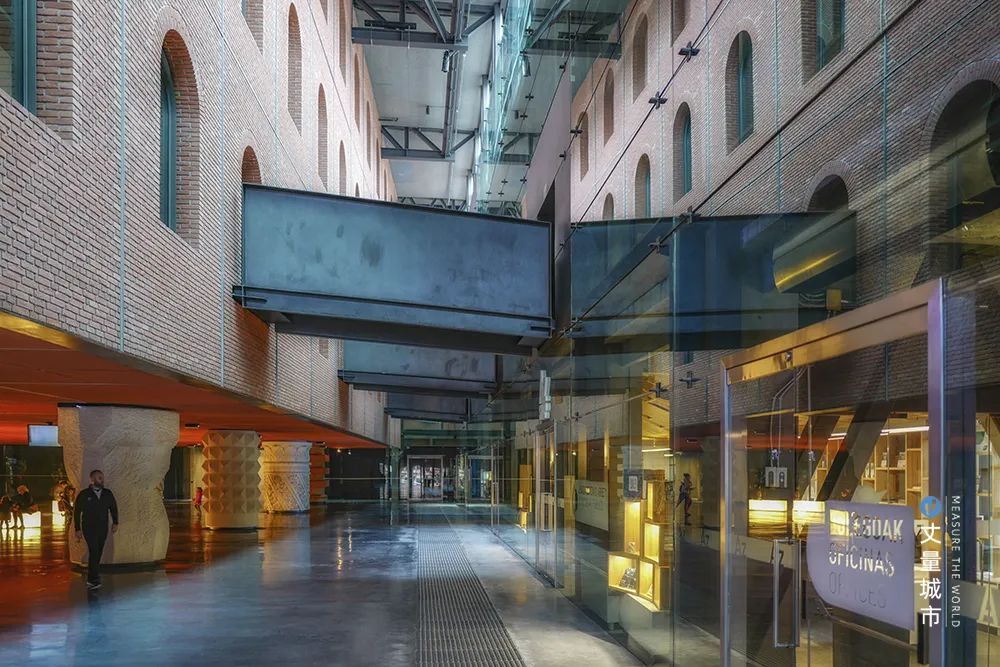 古根海姆博物馆 · 工业城到文化之城的华丽蜕变丨西班牙丨弗兰克·盖里-70