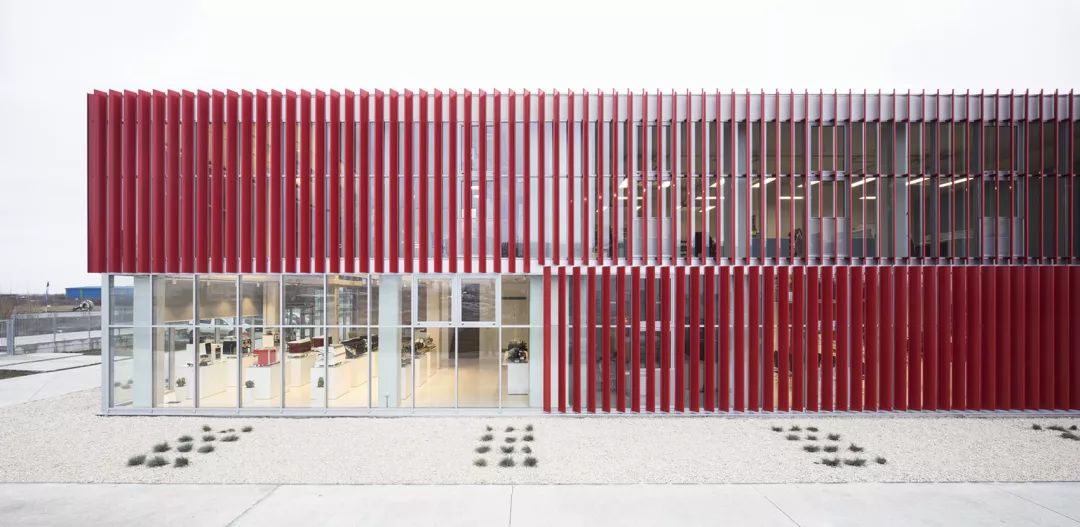 蒂米什瓦拉红色工业地标,展现咖啡机生产魅力-5