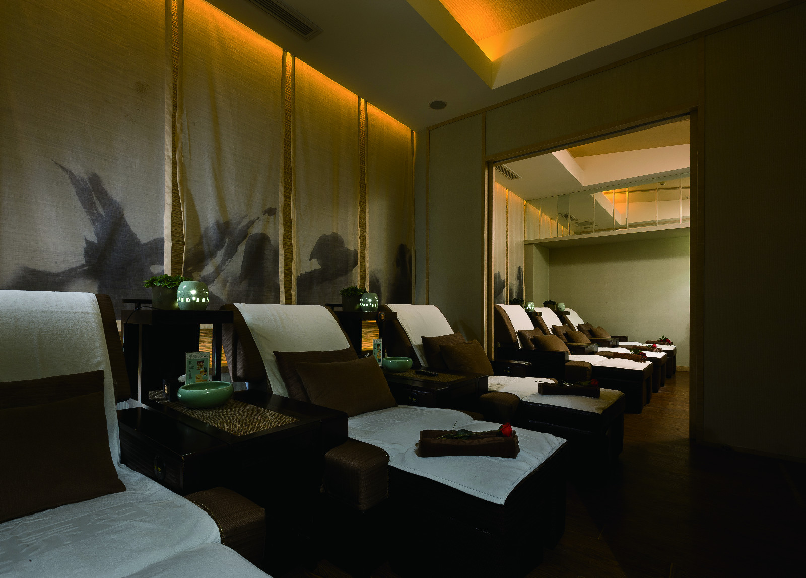 《扬州印象足道》 | 水意向设计,营造禅意东南亚氛围-7