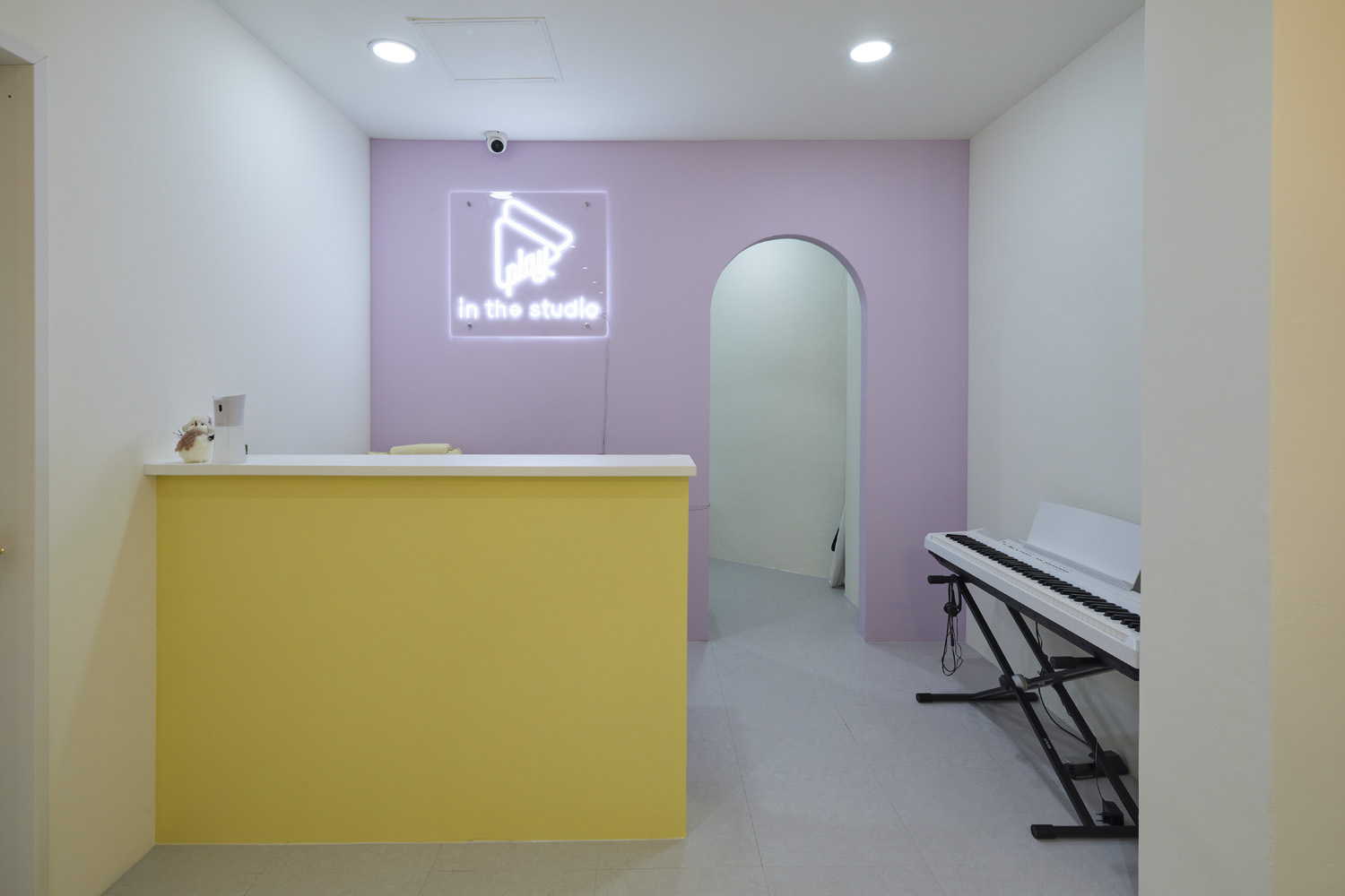 30 平米极简风格工作室，尽显设计师匠心独运-6