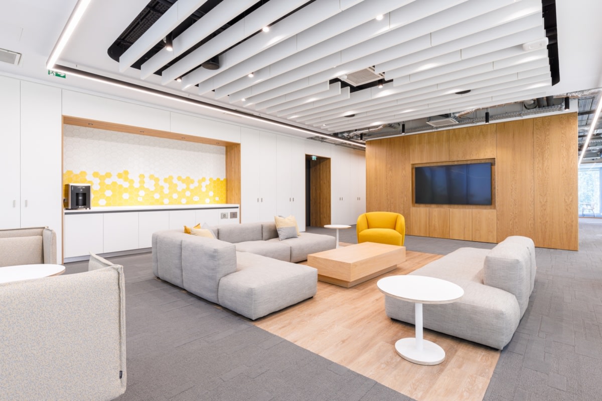 科菲迪斯里斯本办事处丨葡萄牙里斯本丨Cushman & Wakefield-25