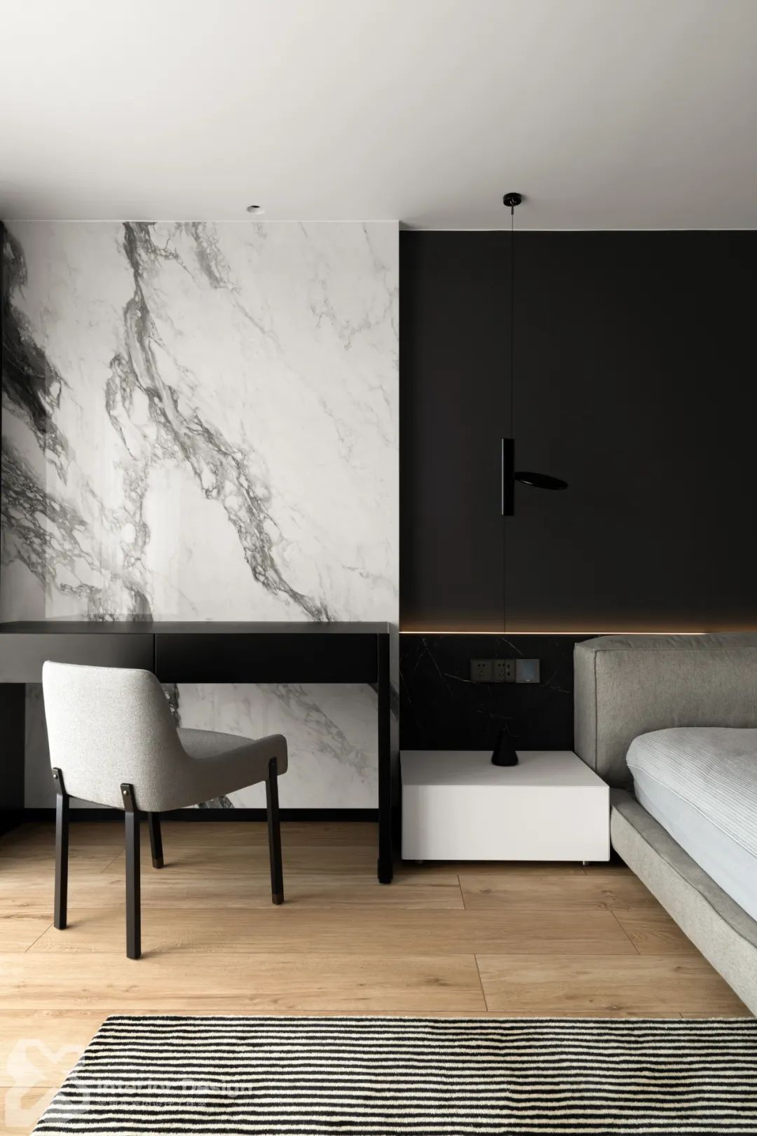 东阳 420㎡极简复式,黑白灰构建纯粹空间-75