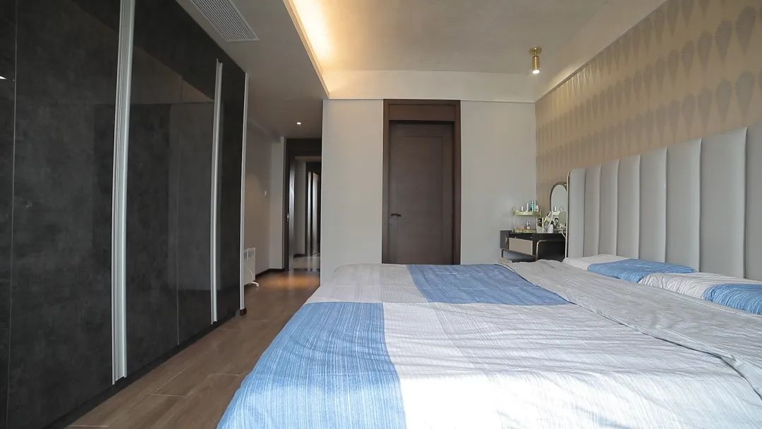 轻奢现代,三居改两居的逆袭之路-60