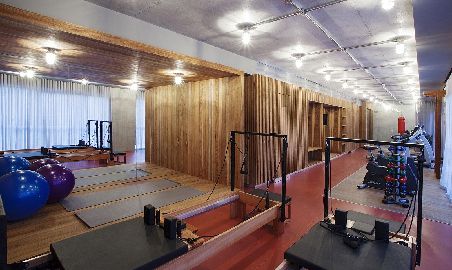 巴西圣保罗 Campo Belo 住宅大楼,灵活空间与工业风格的完美结合-30