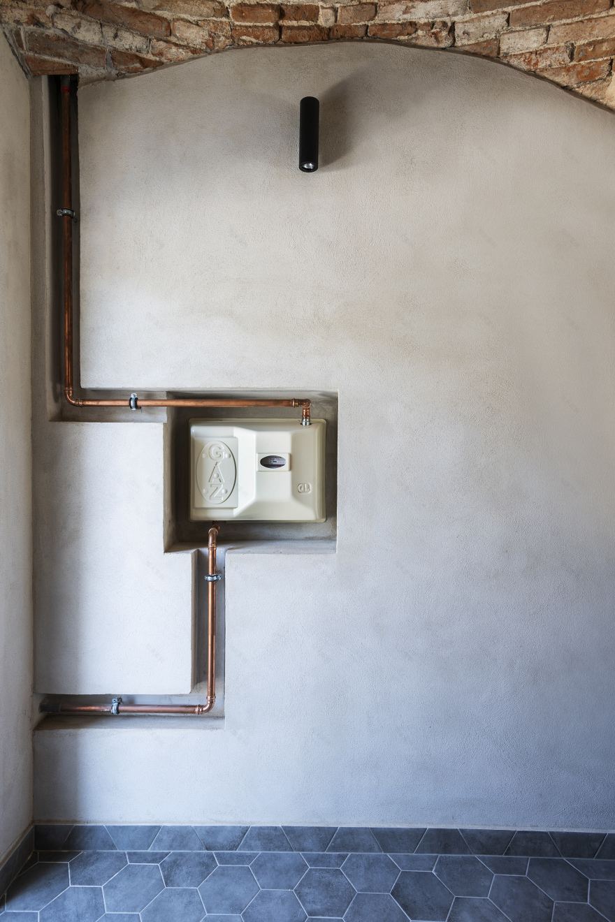 湖上小镇的旧印刷厂新生-17