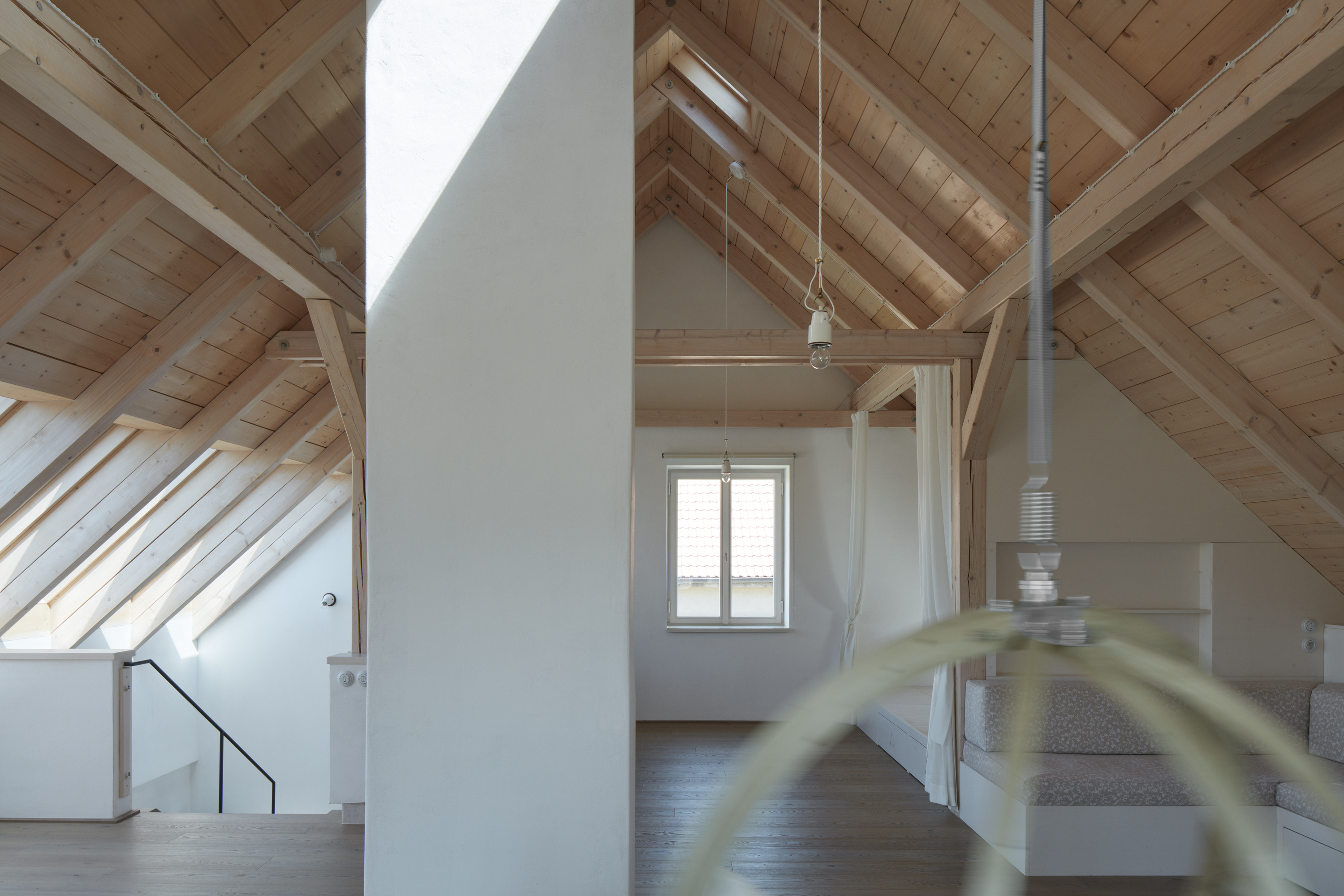 house by the forrest-21