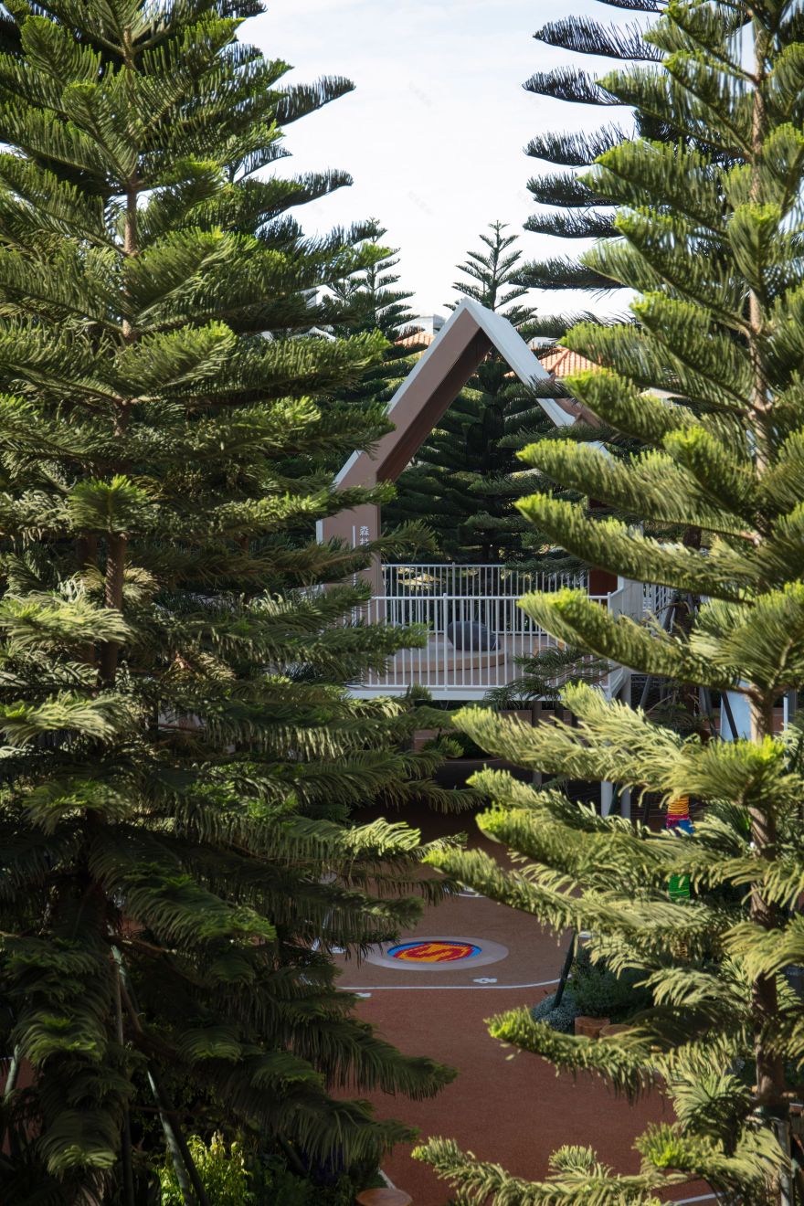 华润置地·东莞松湖润府大区丨中国东莞丨广亩景观-17