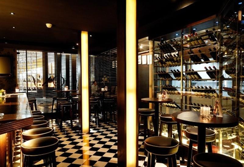 
Moon's Steakhouse -3