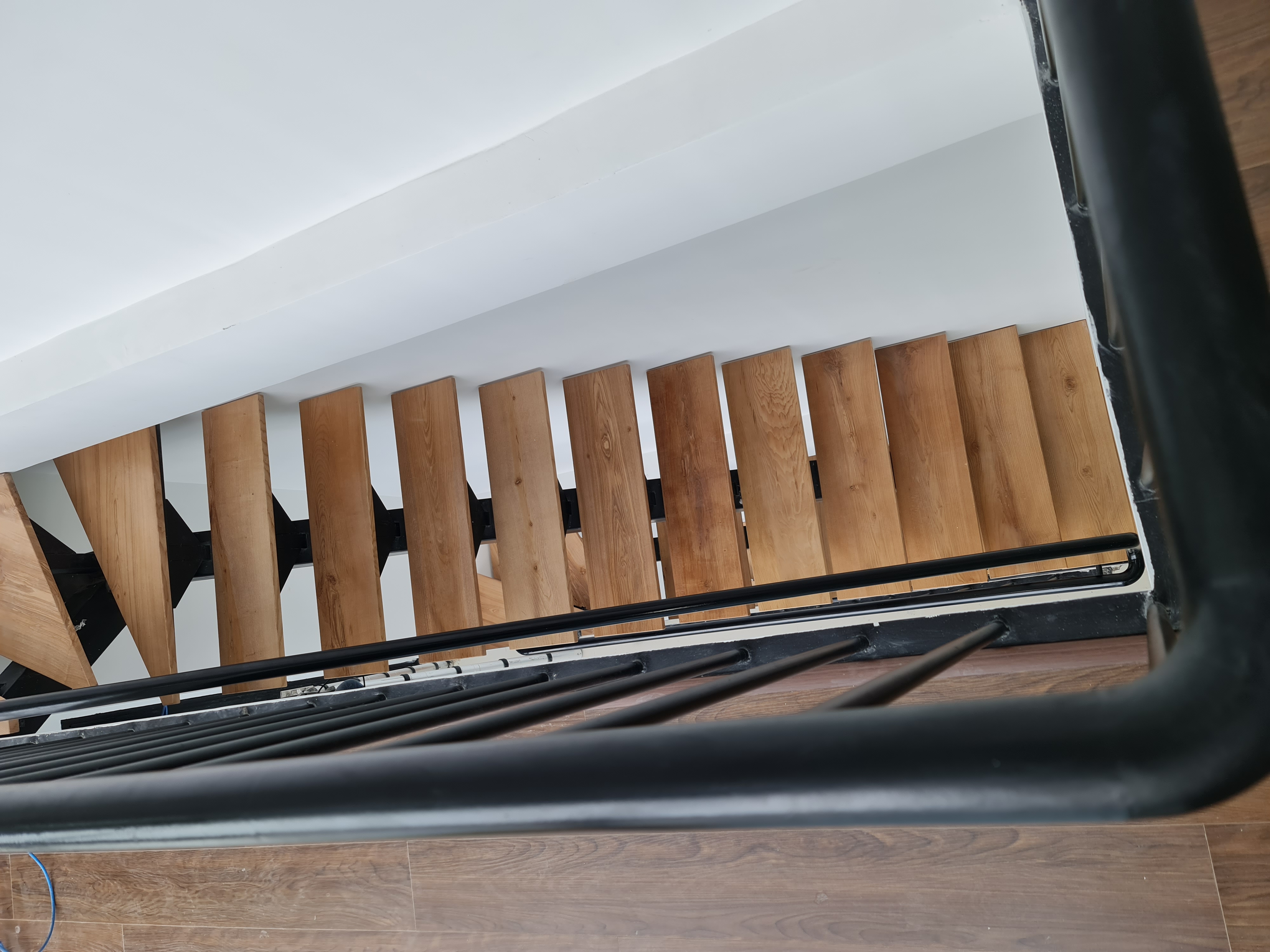 DDCIC VN DESIGN & CONSTRUCTION 商业办公室设计-16