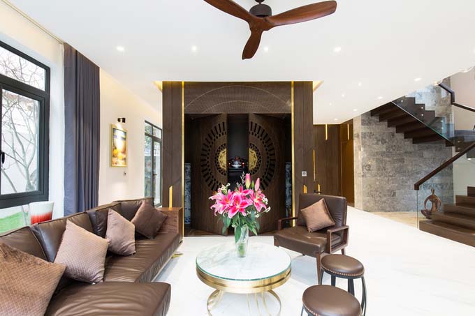 2层带泳池的极简风格别墅设计-16