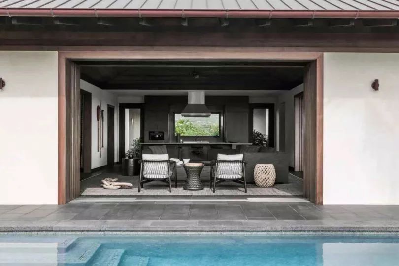 奇葩设计师用2年把房子涂成黑色,还被夸是天才？-108