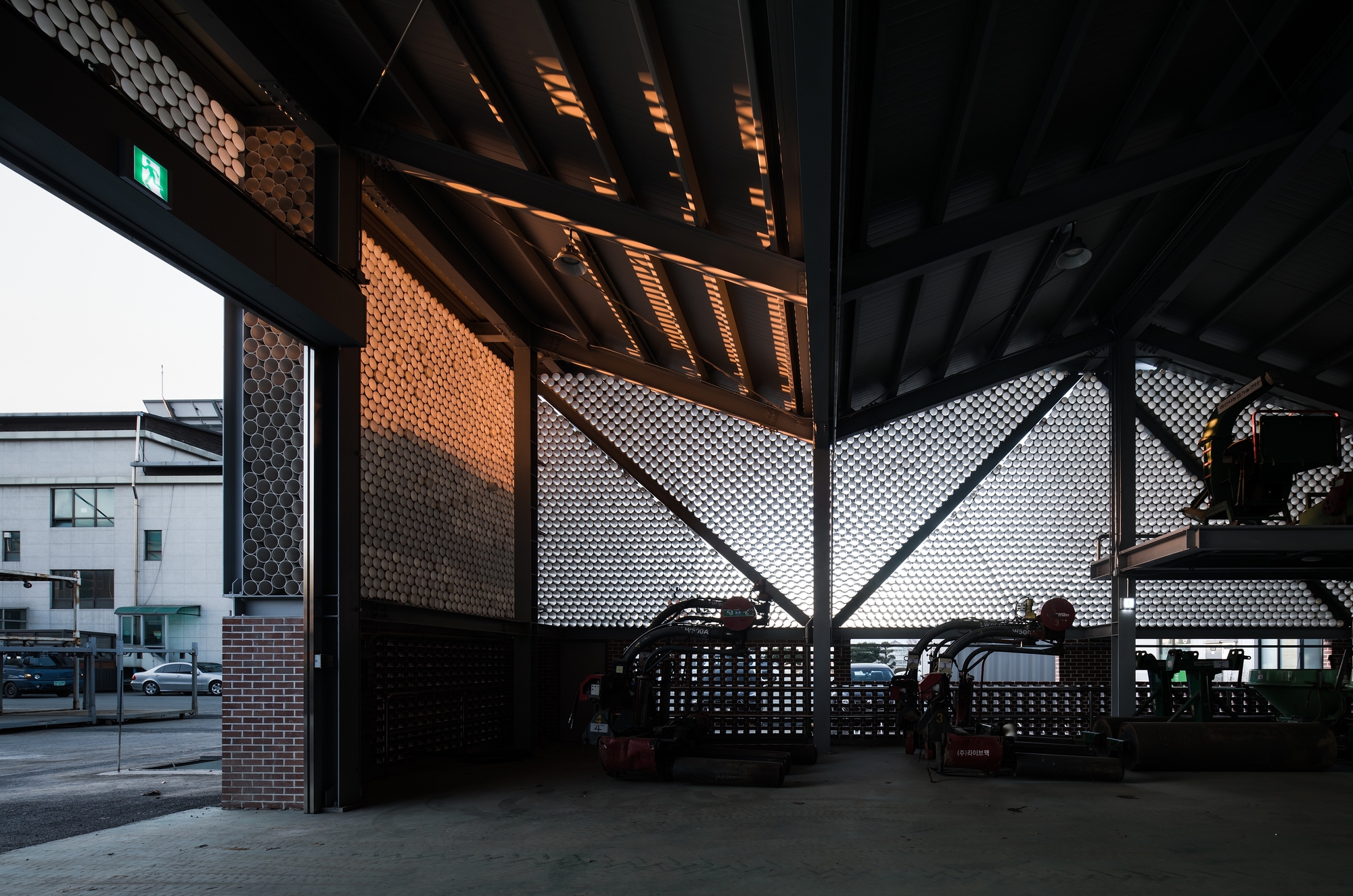 ASAN Warehouse / Studio Atelier Maroo-43