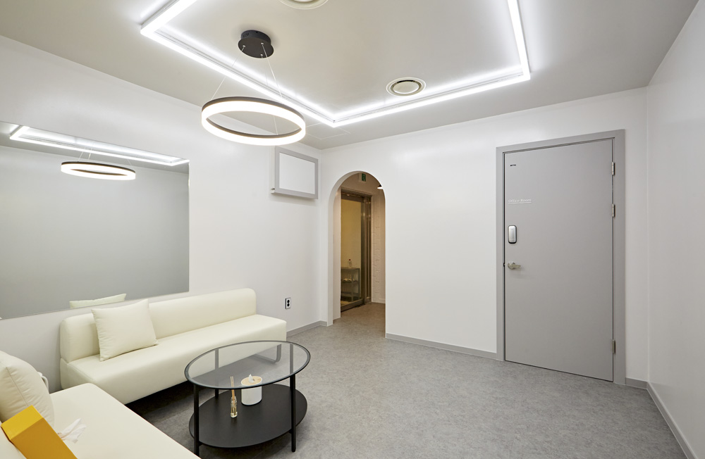 30 平米舞蹈工作室的极简设计魅力-9