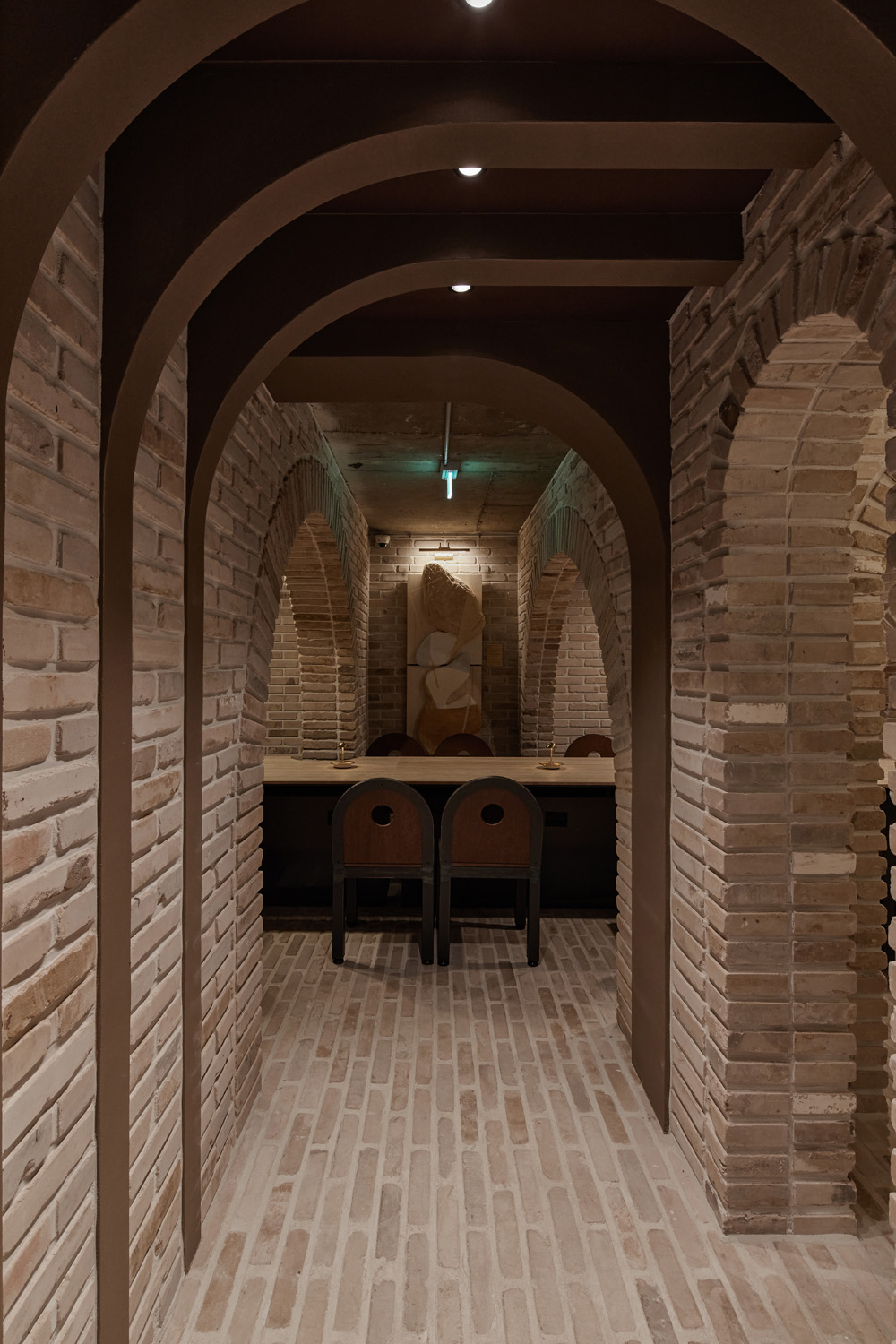 【韩国高级红酒酒吧设计】融合传统与现代的 40 平米奢华空间-17