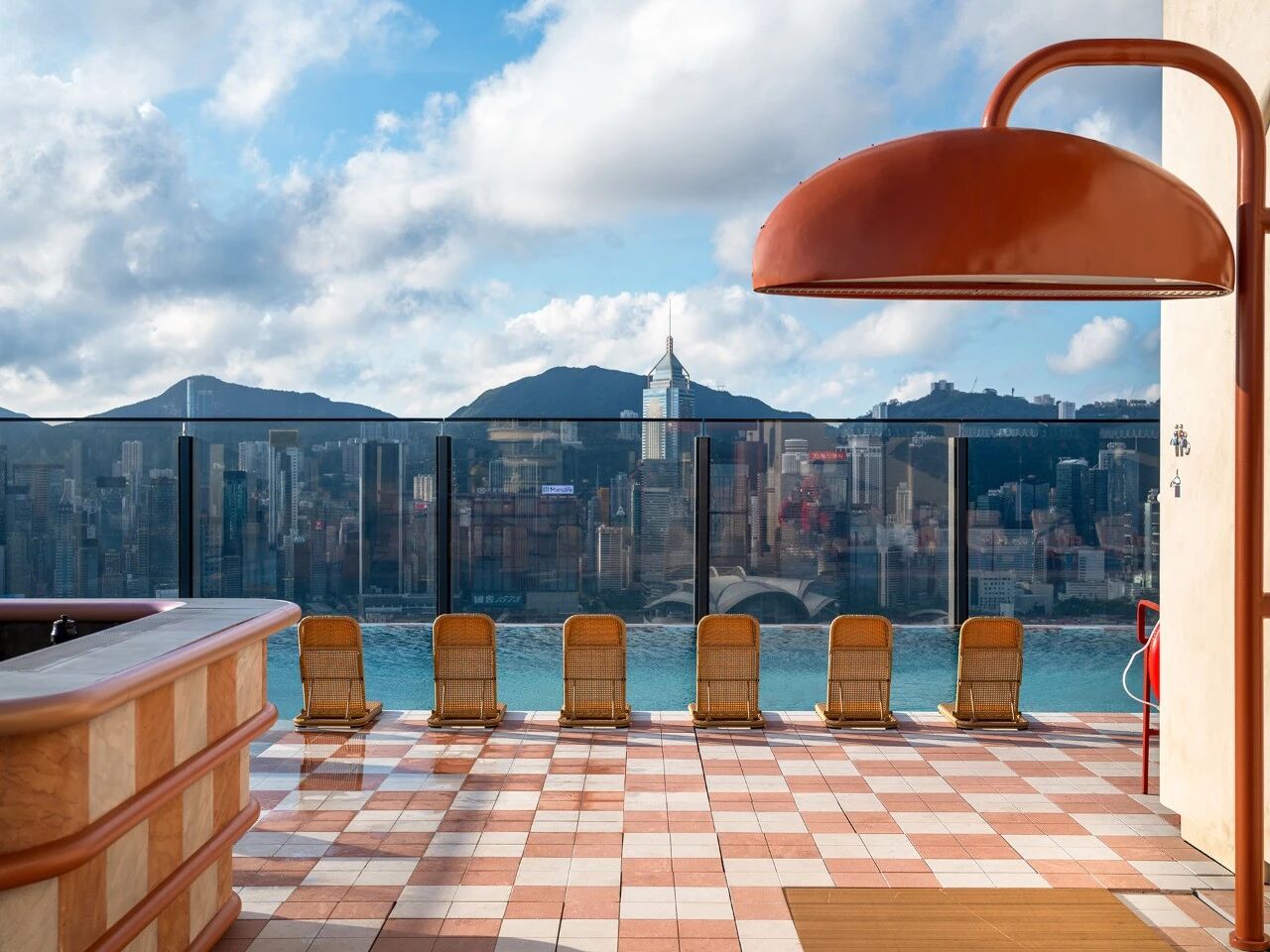 香港尖沙咀金普顿酒店Swim Club天台酒吧丨中国香港丨梁志天设计集团-9