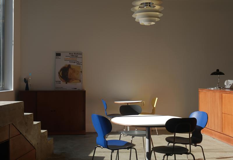 色彩魔力 | 15 坪温馨咖啡厅的 Woodton 风格设计-3