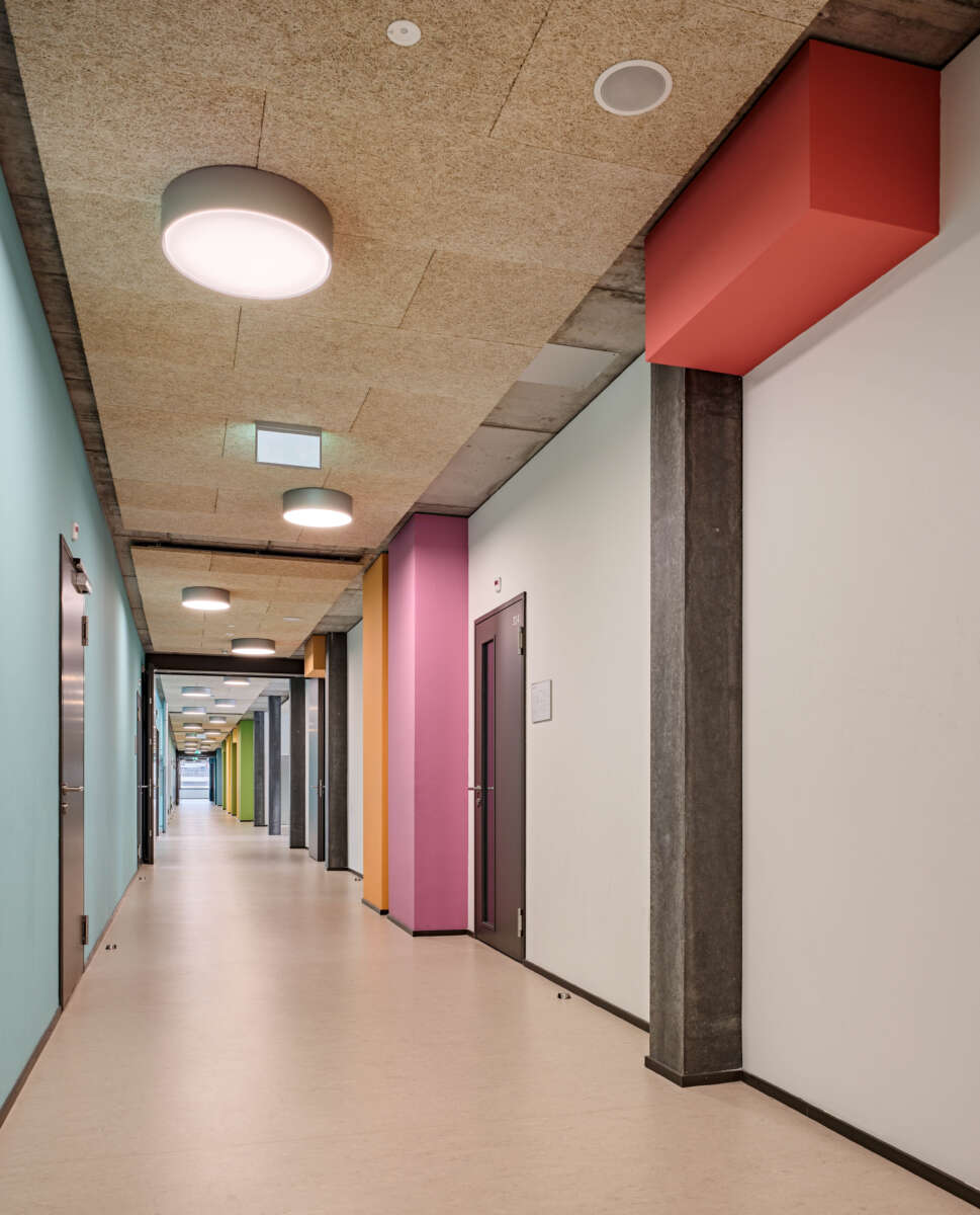 苏黎世迪本多夫法国中学丨Züst Gübeli Gambetti 建筑与城市规划公司-14