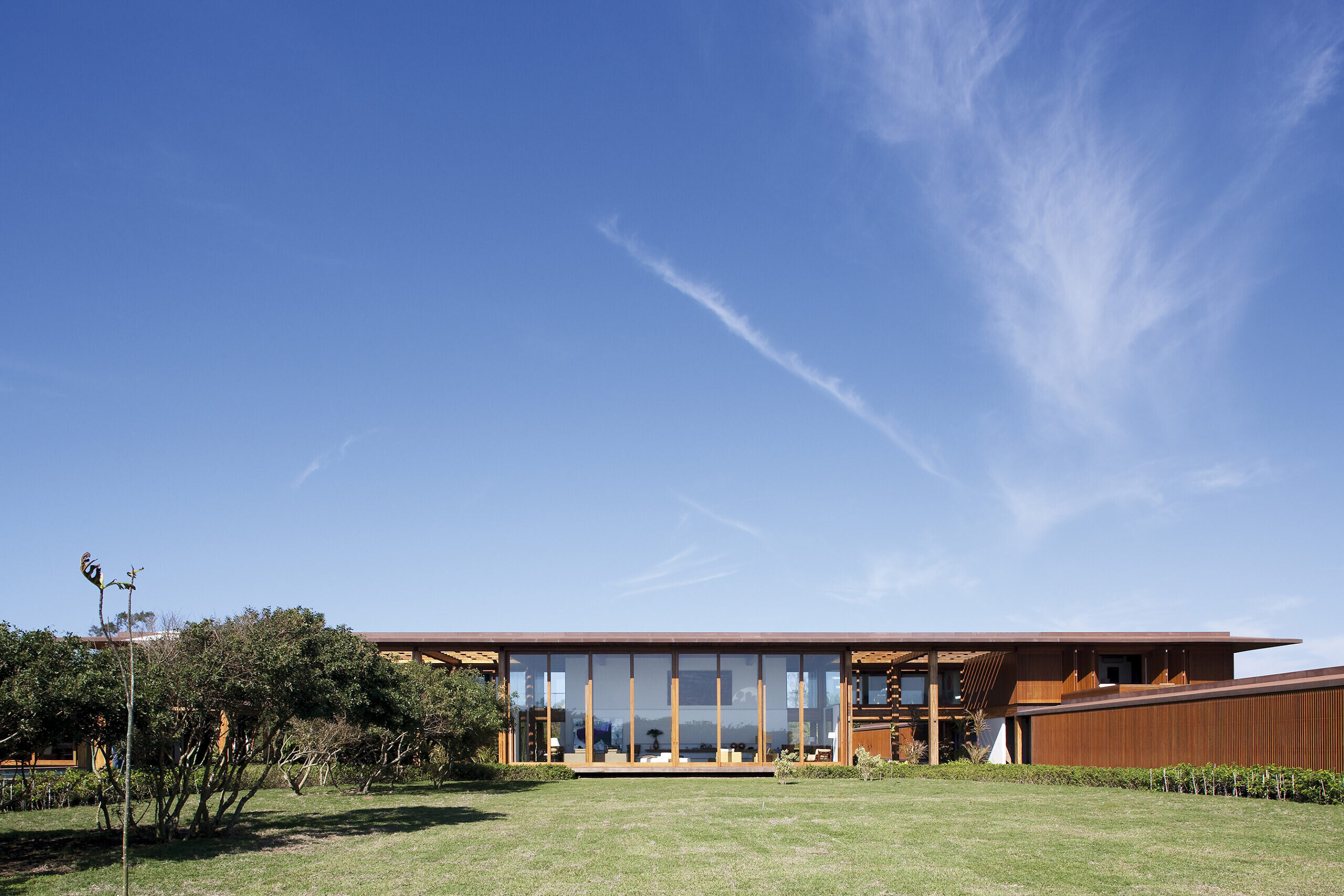 RW 住宅（注：RW在未明确其含义时，可直接保留英文缩写，House常见释义为住宅、房子 ） -24