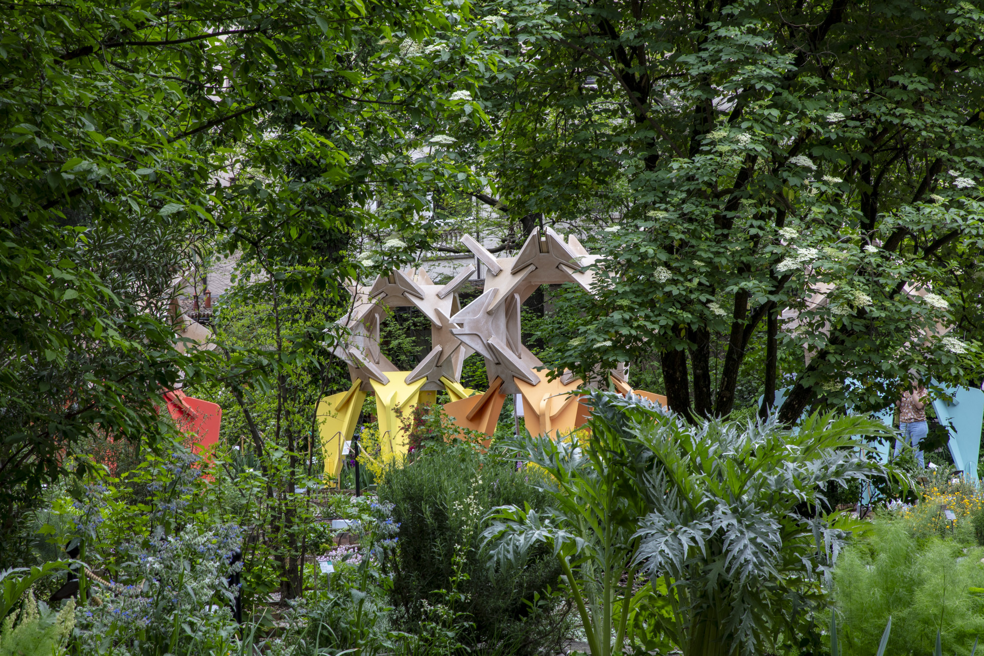 尼拉亚景观装置丨IDIEQ-21