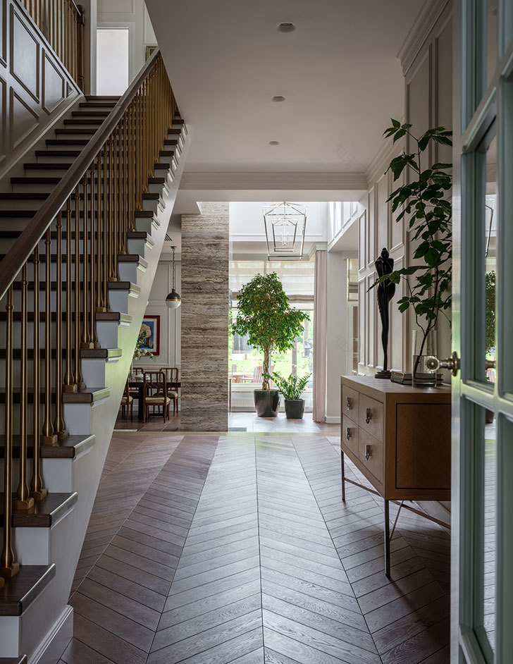 莫斯科郊区多彩私宅设计-5