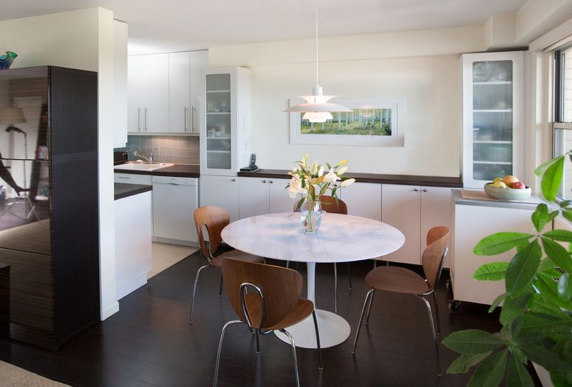 The Bloom that Doesn't Fade: Saarinen's Tulip Table and Chairs-3