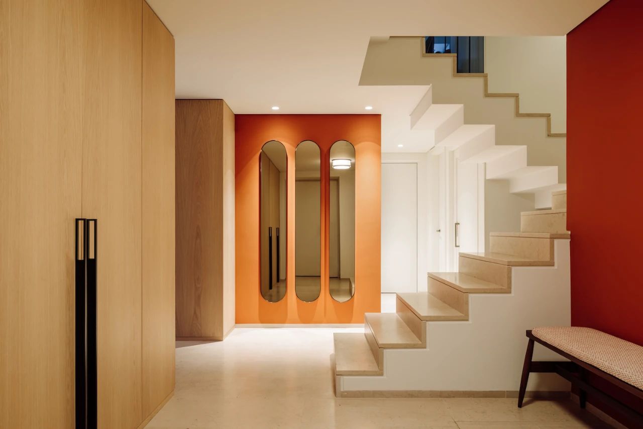 美国现代复古混搭平层设计案例丨葡萄牙里斯本丨Maison Amarande-14