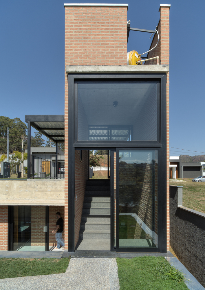 巴西 Centro Arquitetura APF House，融入自然的别墅设计-41