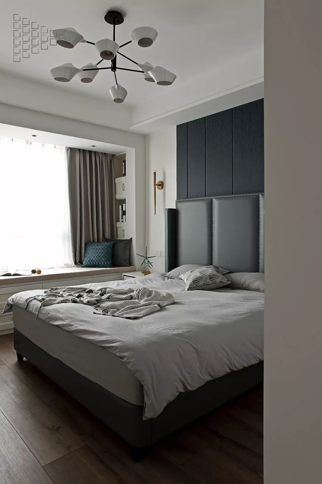 125㎡现代文艺范家居，优雅华丽空间感-46