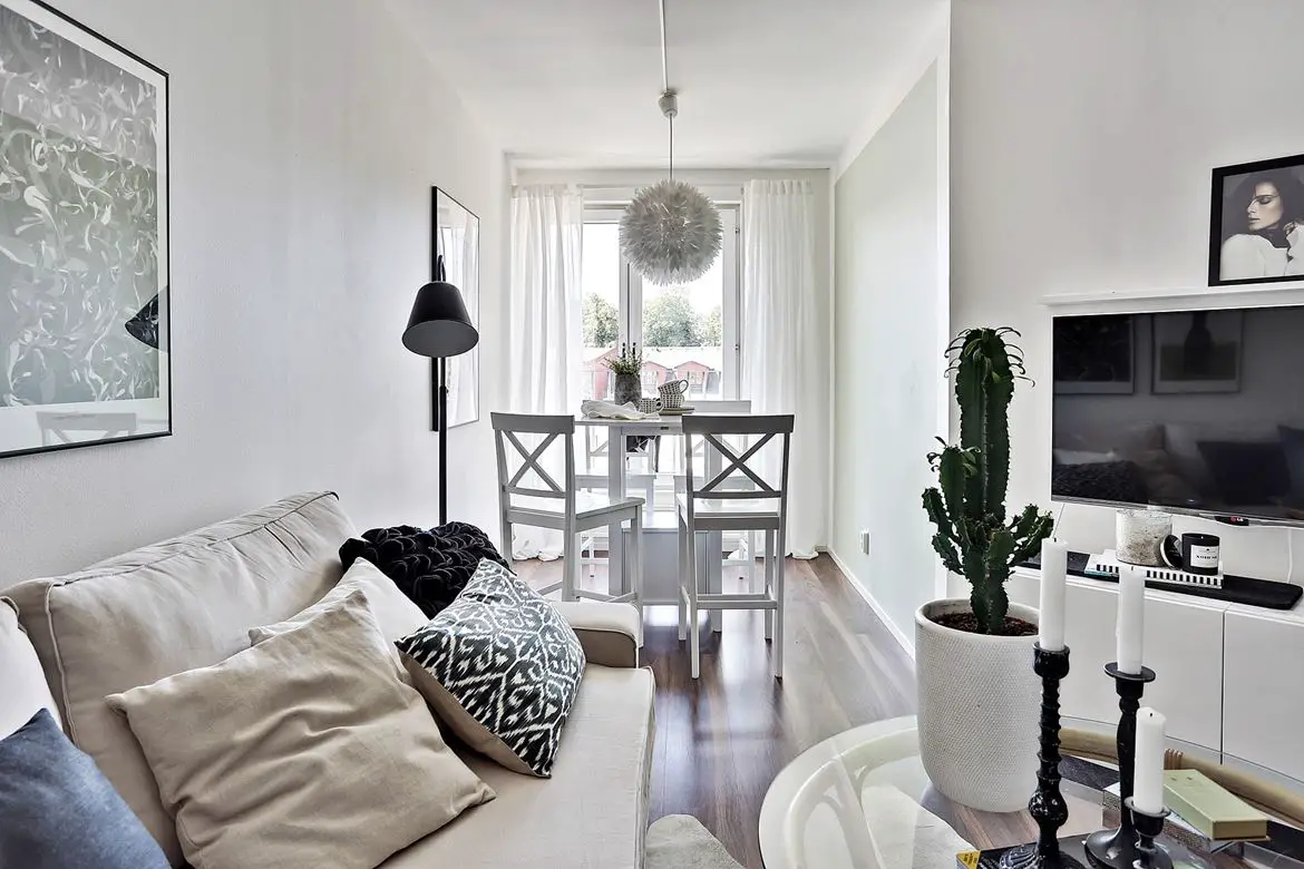 巧妙打造卧室 | 玻璃衣柜分隔空间-2